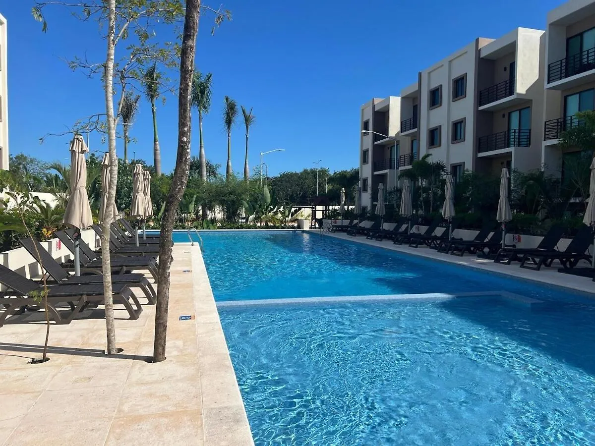 Papu - Chic Condo, View, Pool, Soccer Court Cancún Apartament